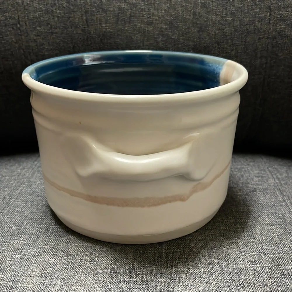 Walt Hartman Stoneware Clay Pottery Handmade Pot